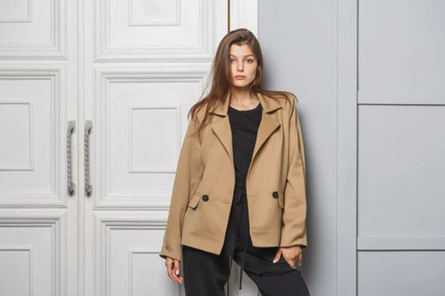 How to Style a Statement Blazer